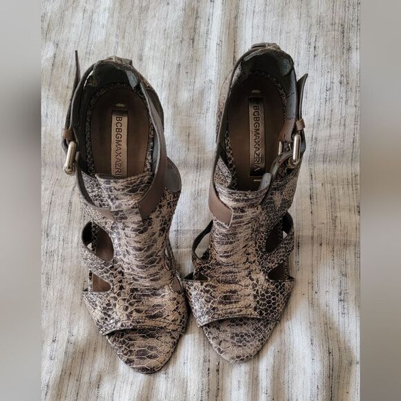 BCBG Max Azria Reptile Print Sandals - Picture 1 of 4